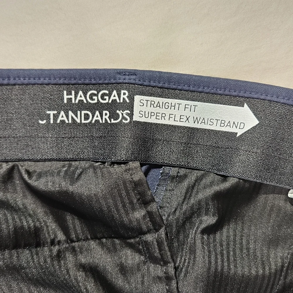 Haggar Standards Mens 38x32 Blue Dress Pants Straight Fit Super Flex Waistband